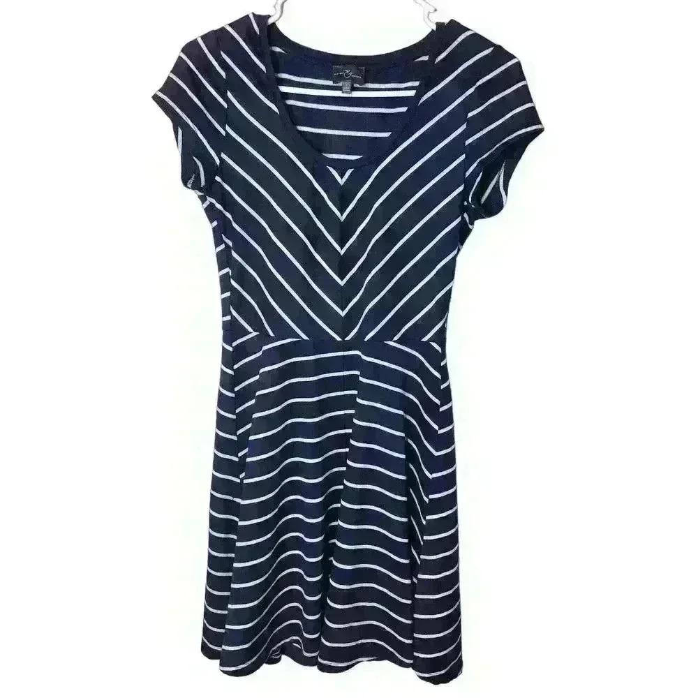 Market & Spruce women's navy blue and white striped A-line dress size small